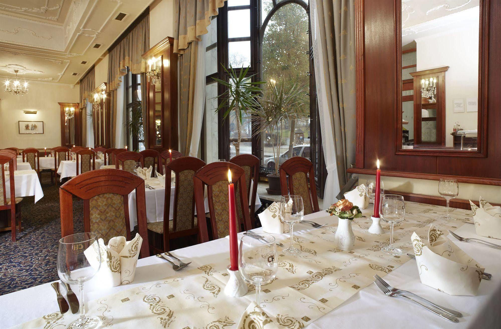 Excelsior Hotel